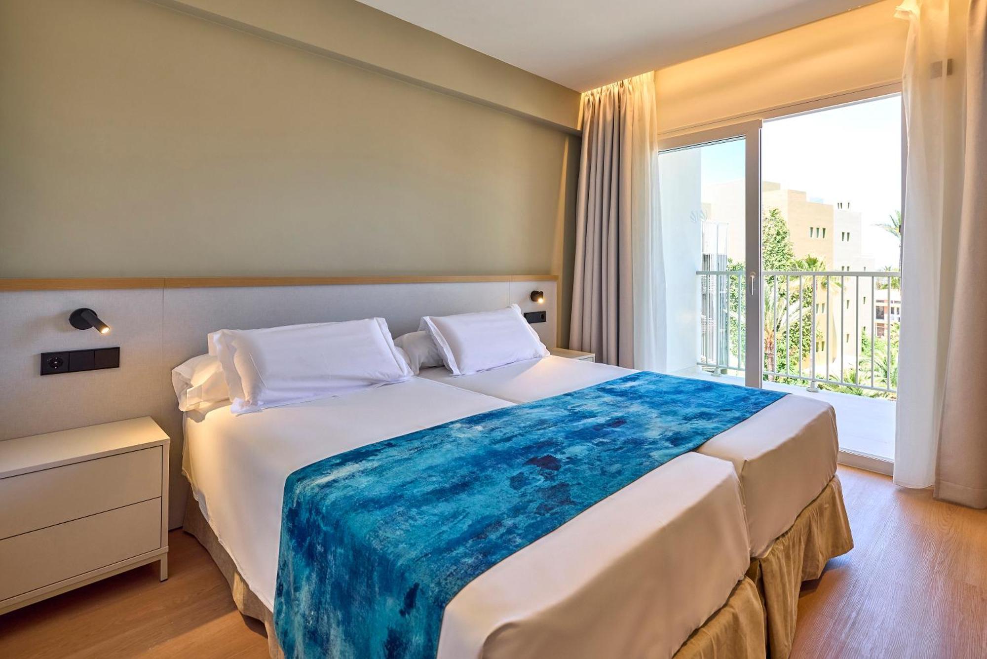 Double Room Balcony,1676747822:JPEG